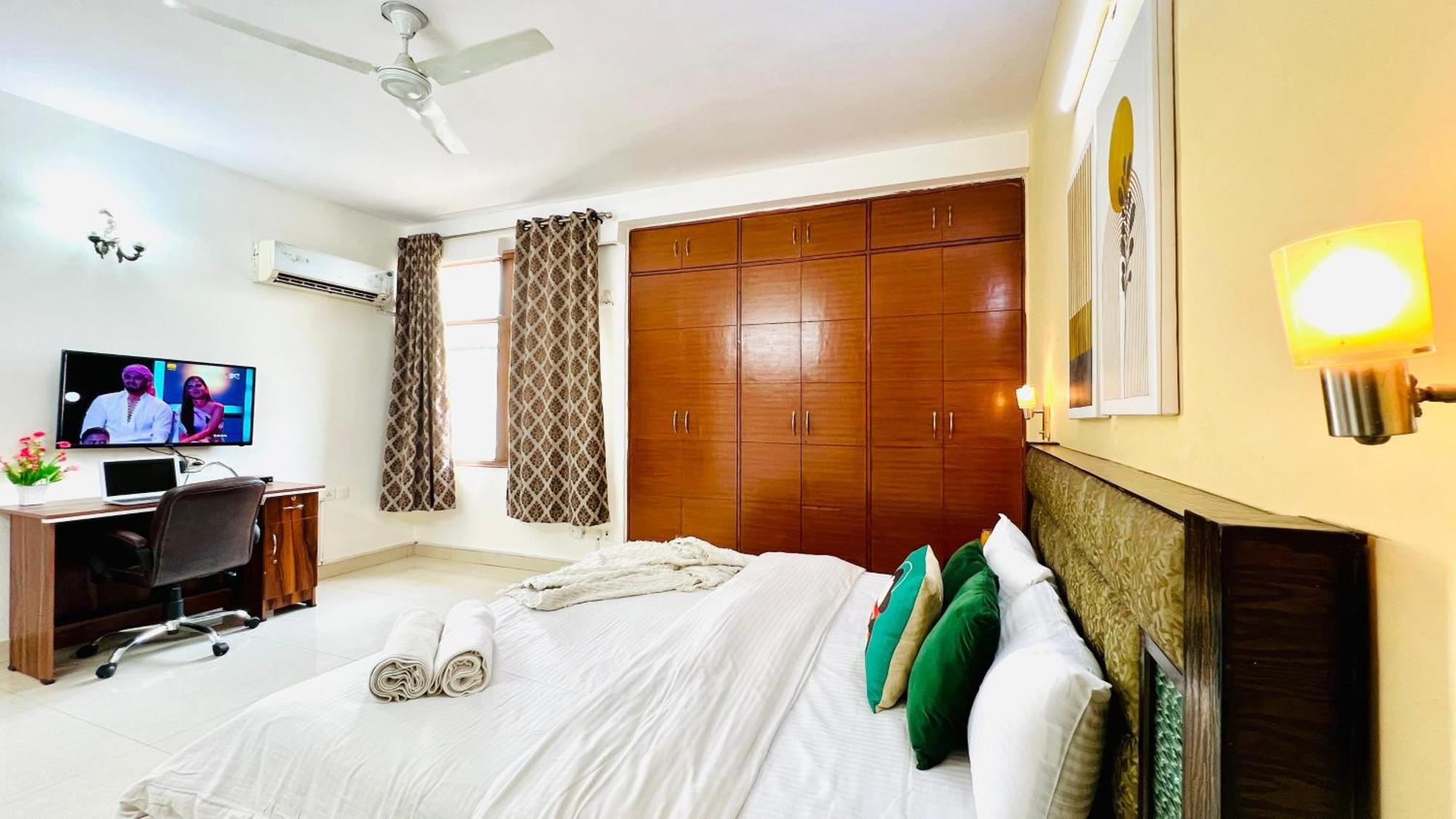 Olive Serviced Apartments - Defence Colony Нью-Дели Экстерьер фото